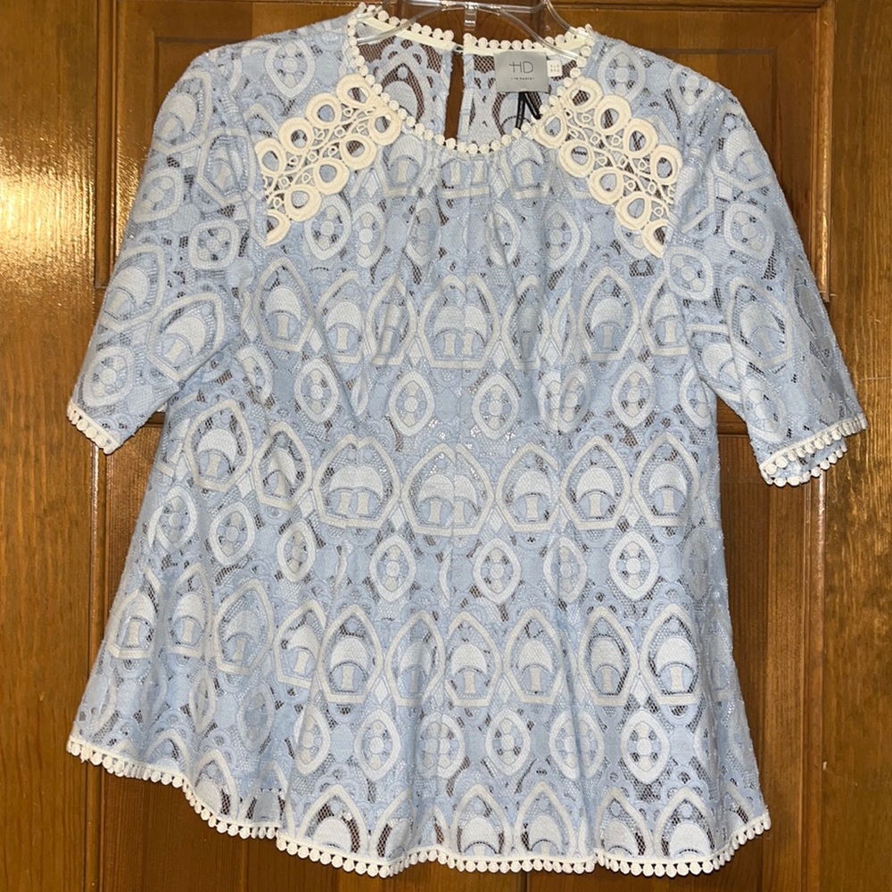 GORGEOUS HD in Paris blouse